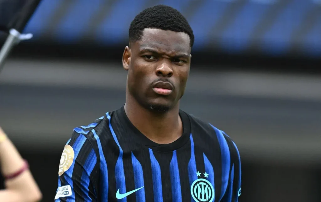 دومفريس لاعب إنتر ميلان