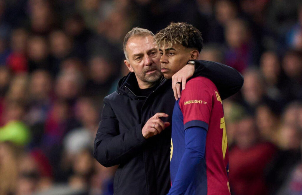 لامين يامال يُفجّرها: هذا ما قاله لي فليك بعد منحي الرقم 10!