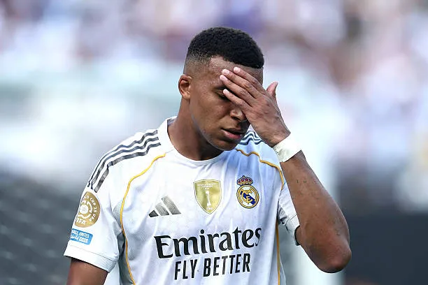 كيليان مبابي لاعب ريال مدريد