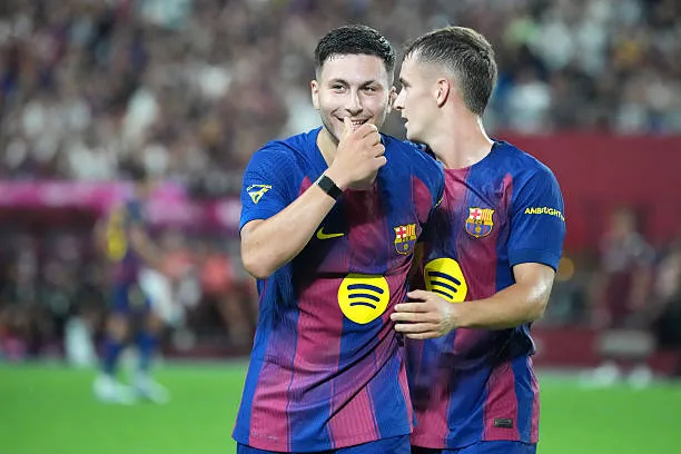 روني بردغجي لاعب نادي برشلونة