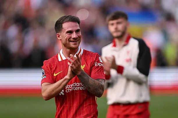 ماك اليستر لاعب ليفربول