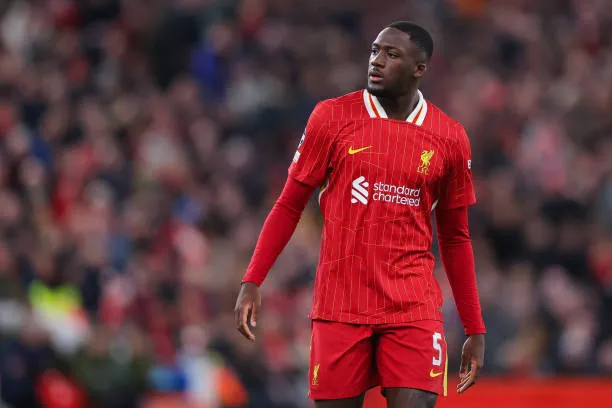 كوناتي لاعب ليفربول