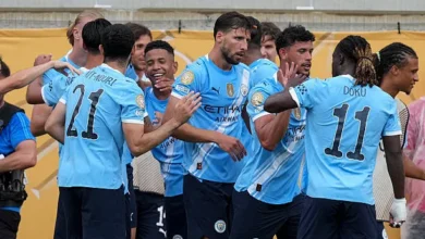 لاعبي نادي مانشستر سيتي الإنجليزي