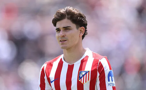 جوليان ألفاريز لاعب أتلتيكو مدريد