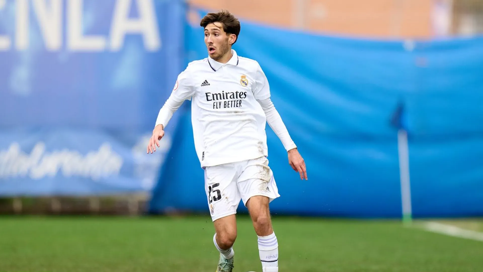 رافائيل أوبرادور لاعب ريال مدريد