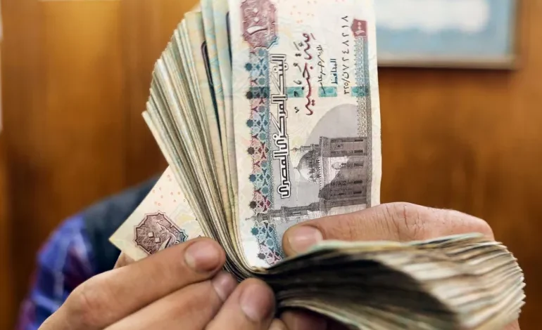 القرار بقي رسمي .. الحكومة تعلن زيادة تاريخية في مرتبات الموظفين وتصرف قريبًا