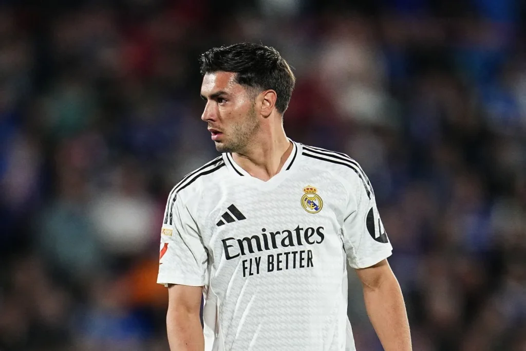 عرض رسمي لضم براهيم دياز من ريال مدريد.. والنجم المغربي يحسم موقفه