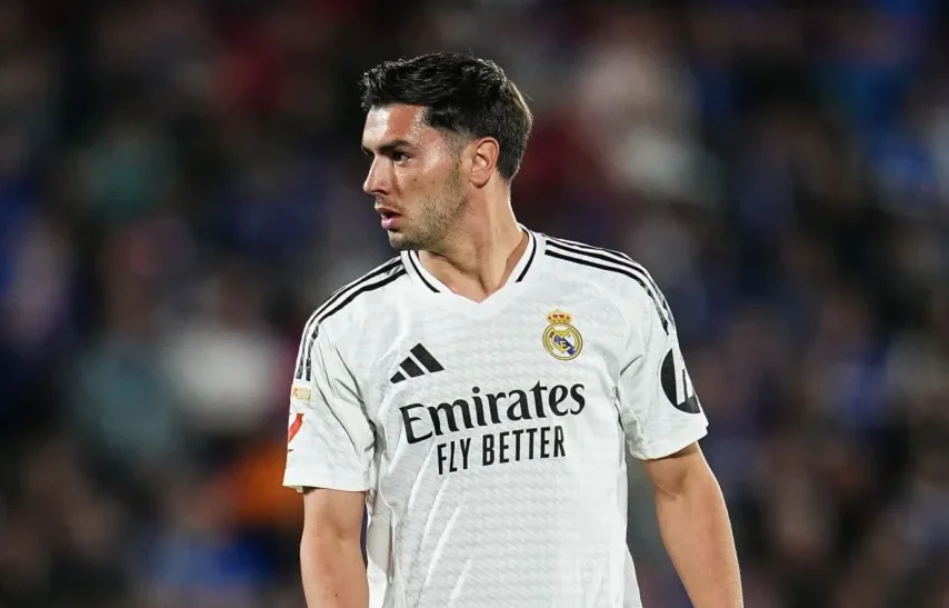 عرض رسمي لضم براهيم دياز من ريال مدريد.. والنجم المغربي يحسم موقفه