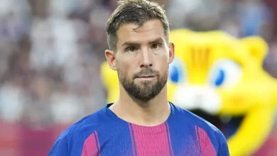 بعد رحيل مارتينيز.. برشلونة يتخلى عن صفقة مدافع جديد في اللحظات الأخيرة