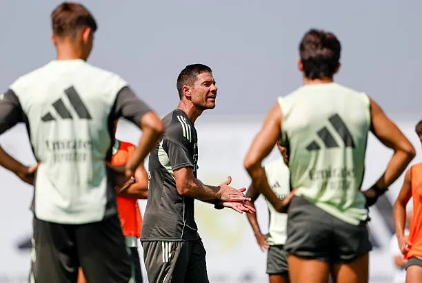 أفضل من رودري؟ .. ريال مدريد يُجهّز موهبة "سرية" لتفجير خط الوسط