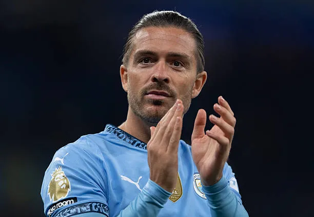 جريليش يقترب من إيفرتون على سبيل الإعارة لمدة موسم