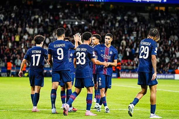 إصابة جديدة تضرب باريس سان جيرمان قبل مواجهة برشلونة في دوري الأبطال