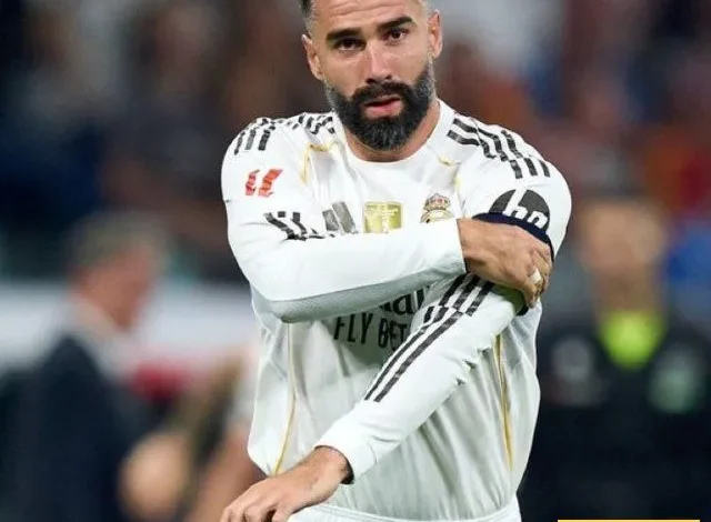 تصريحات كارفخال تثير الجدل بين جماهير ريال مدريد