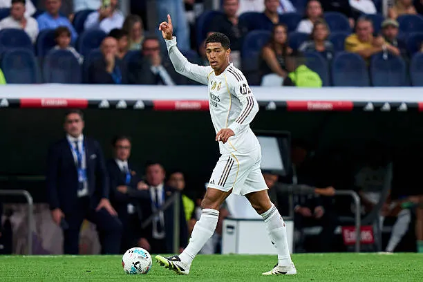بيلينغهام يشعل الأزمة في ريال مدريد ويضع ألونسو في ورطة قبل الديربي!
